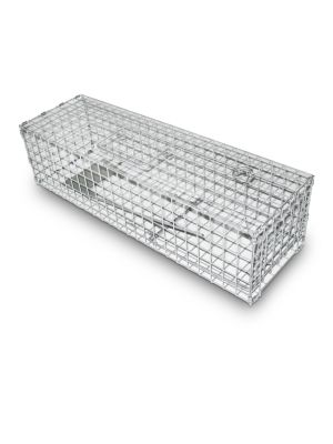 This live squirrel trap is made out of high-quality metal material to ensure it can withstand challenging environments of pest control.